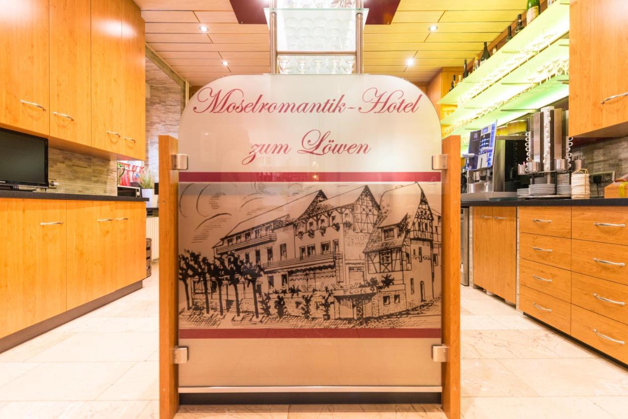 Moselromantik-Hotel Zum Loewen 에디게르-엘러 외부 사진