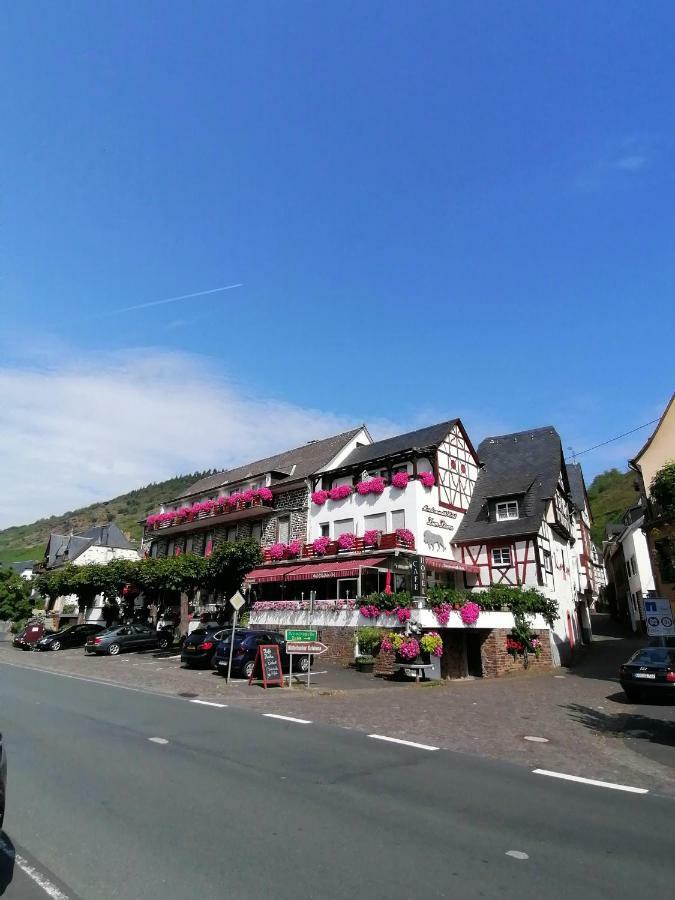 Moselromantik-Hotel Zum Loewen 에디게르-엘러 외부 사진