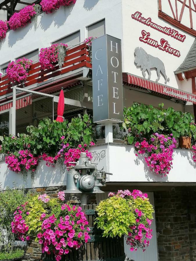 Moselromantik-Hotel Zum Loewen 에디게르-엘러 외부 사진